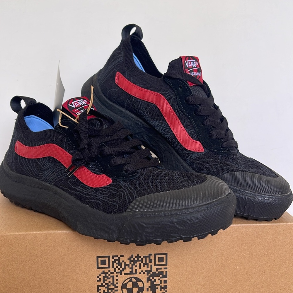 Vans Women’s Ultrarange Vr3 Nathan Florence Black/Red
VN0A4BXB458
SNEAKERS - Picture 5 of 16